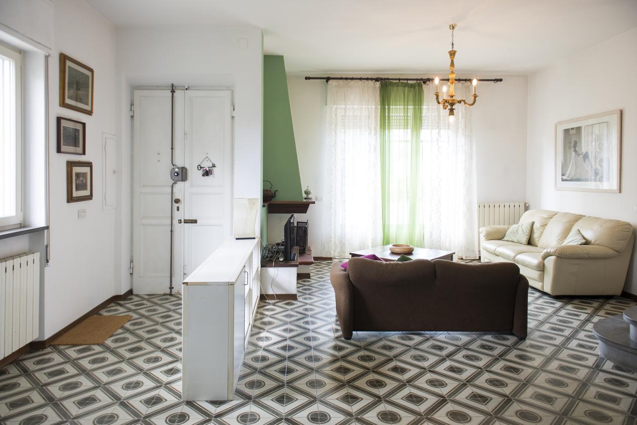 Casa Adriana Villa Лидо Ди Камайоре Екстериор снимка