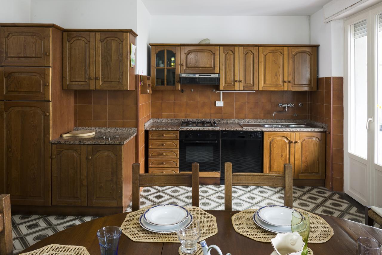 Casa Adriana Villa Лидо Ди Камайоре Екстериор снимка